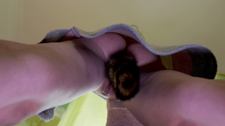 Peaches and Bananas: Close-up pussy porn with butt tail anal plug