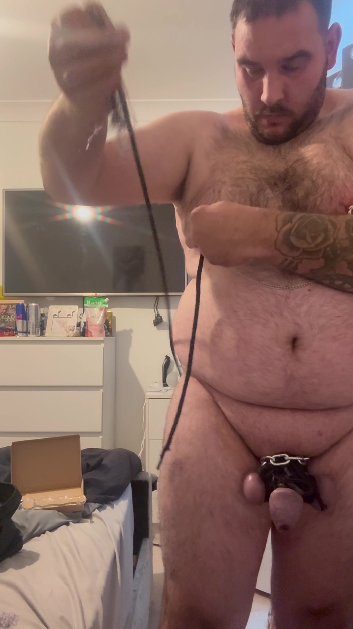 Shaun Cbt: Legare extremă a pulii cu sfârc cu dop de fund...