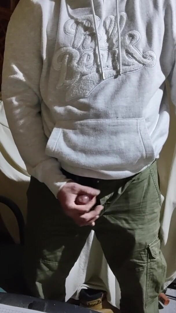 Incredible Dick: Jerking in the workshop until cum