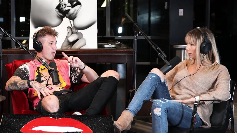 Pillow Talk: Cassaundra Kelly Reminds Us Why She Is the MILF Next...
