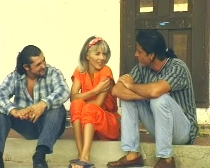 Deutscher hardcore: MILF Jerman molek dikongkek dan dipancut muka di luar rumah