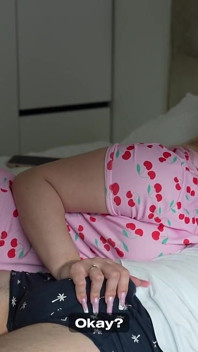 Nika Leert Haar Maagdelijke Stiefbroer Neuken