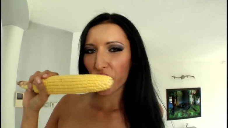 Cruel Media TV: Lara Honey euro solo anal masturbation, double penetration, natural sexy...