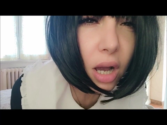 savannahamatoriale: 完璧なウェイトレス