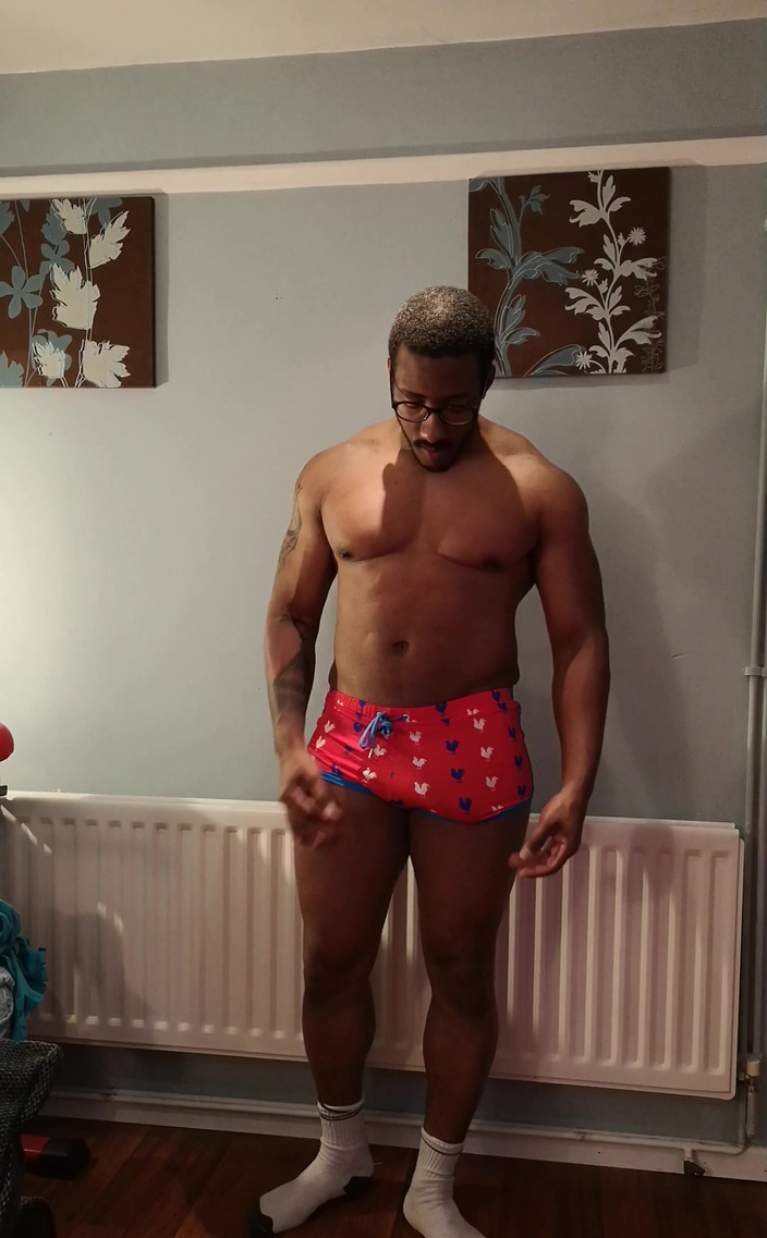 Amadeus: Love Aceste pantaloni scurți. Modul Amadeus