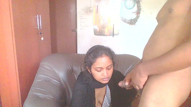 Tina Baby: Hijab lady lavora presso il mio ufficio di casa mia...