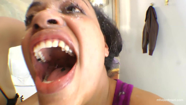 FetishKing: The Evil of Spitting