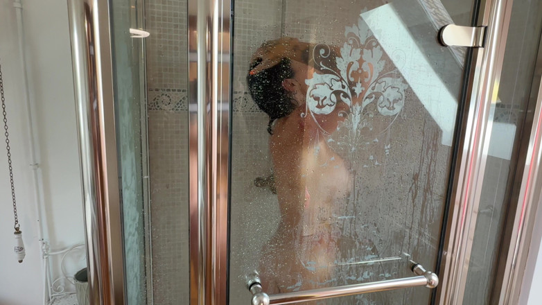 Mr Moneyshot: Tatted Asian Victoria Wam Is Drenched in Matt's Warm Load