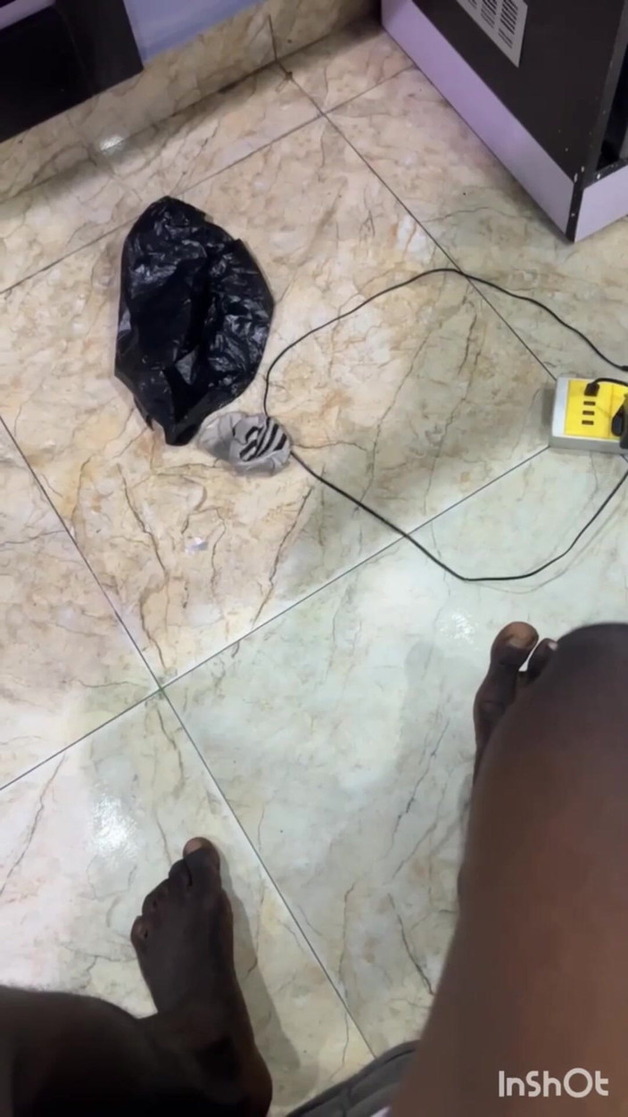 Creamyverseguy2: Si Dia Datang Untuk Mengambil Tembusan Bergambar