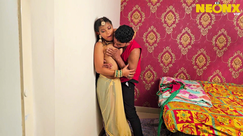 Indian Savita Bhabhi: Kakak ipar nakal india dientot habis-habisan sama devar sampai mengerang...