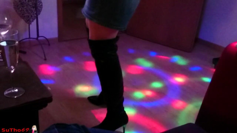 Sutho69: New Year's Eve party
