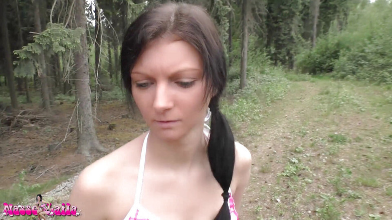 Laila Banx: Sperma-dusch extrem! Spikad och fångad