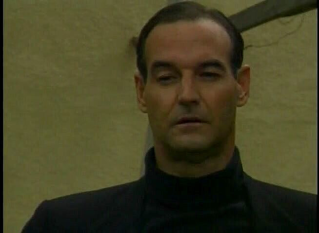 3some Bangers: Duas gatas adoráveis estão sendo fodidas ao ar livre