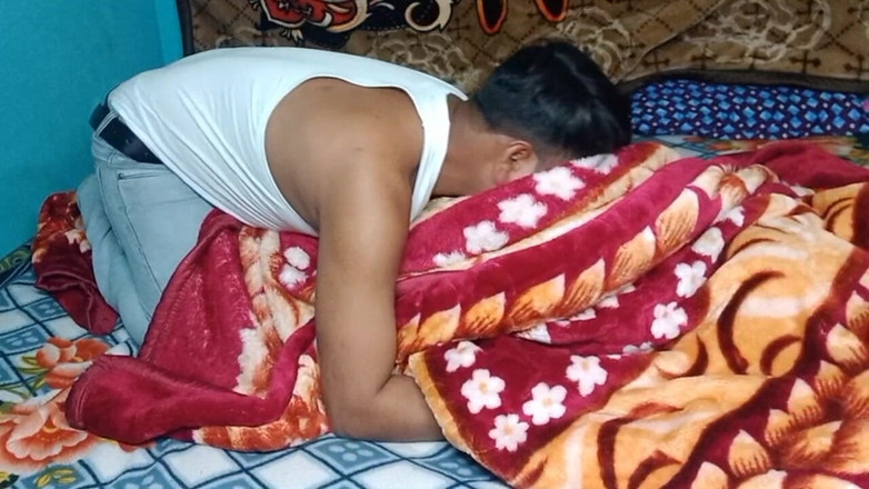 Rucku: Bhabhi Ke Sath Masti Karte Nuance Banaya Vídeo.