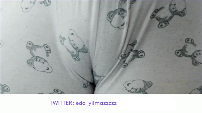 bigass_sexy_bigboobs: Stydké pysky- Oteklá kundička- Masturbujte s Pyžama