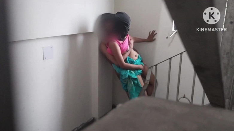 Jink: Indian Housewife Fucking with Her Stepbrother