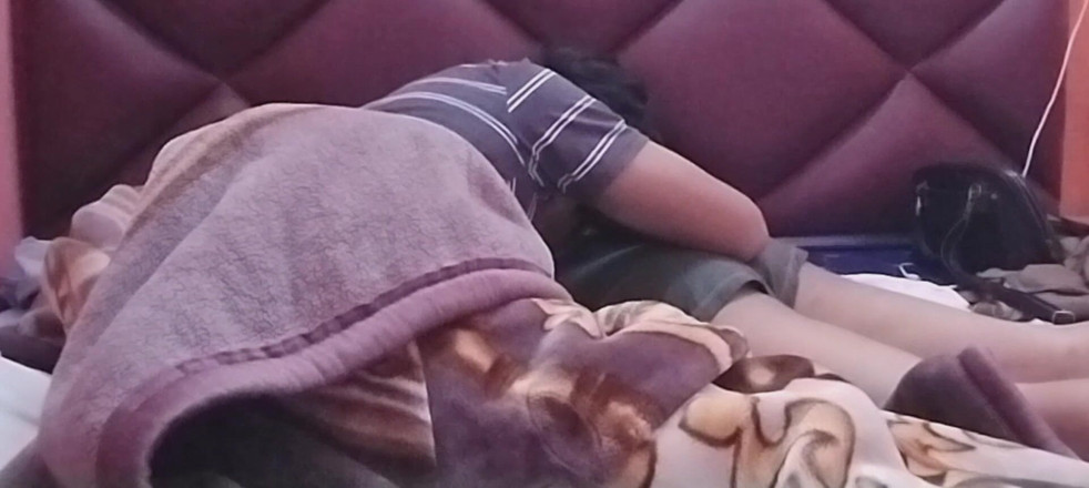 Uttar dinajpur: Hot couple hot fuck in saree, Saree removal and hot...