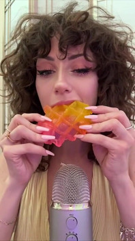 Waffle Asmr essen und lutschen
