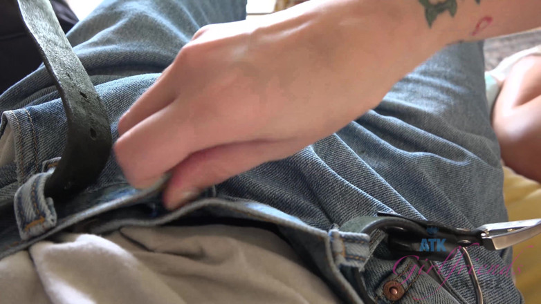 ATK Fans (Girlfriends): Virtual handjob/blowjob/footjob #2 with Gia Paige