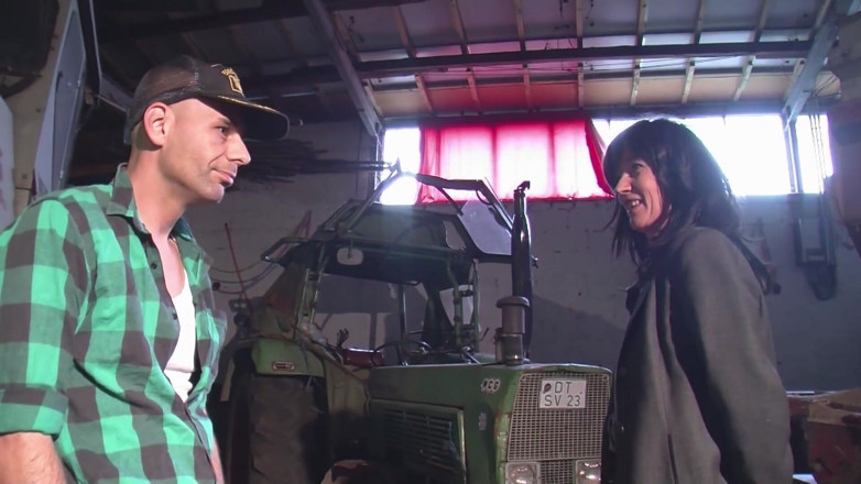 German Porn: German - Fuck her on the tractor