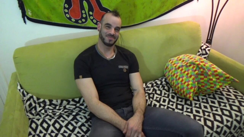 Raw French Bad boys: Sexy árabe follada a pelo por top latino