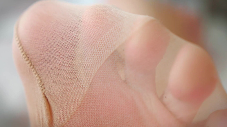 JessieHH: Mangiato vivo e ingoiato intero dal mio figliastro HD