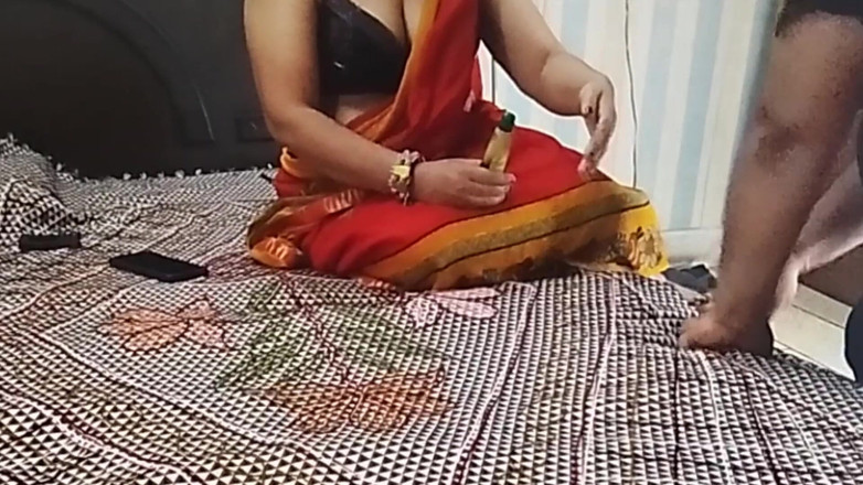 aliabegum: Sexy Bangoli MILF Bhabhi Gets Hard Fucked by Her Servant
