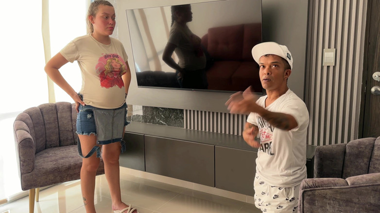 Julianaburning: I Pretend to Be an Aerobics Teacher as an Excuse...