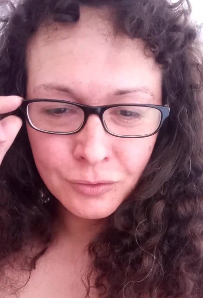 Nikki Montero: Raný výstřik s mými černými brýlemi