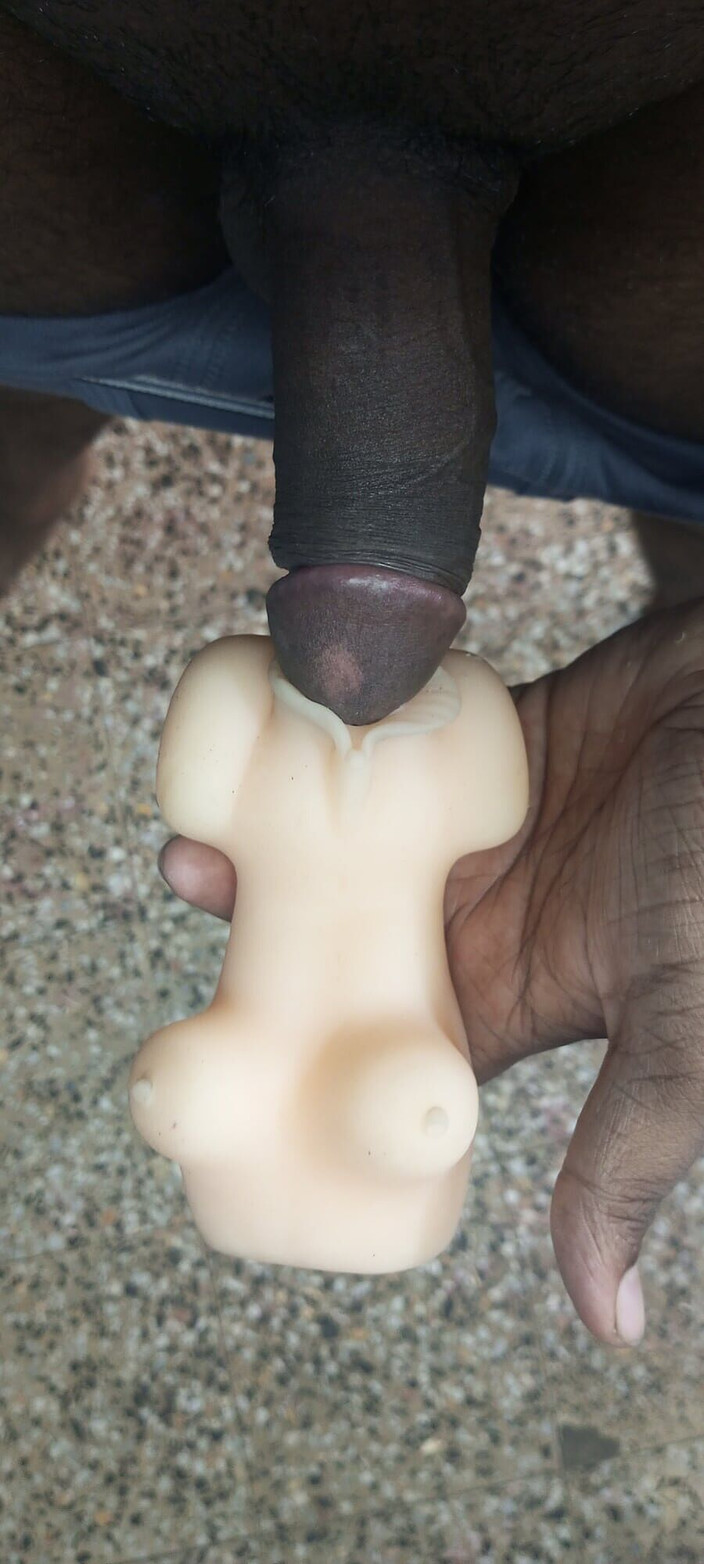 Indoor ally: 혼자 자위하는 인도 소년