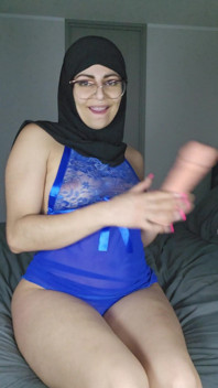 89. Ahegao Pussy Fuck Mia Niqab