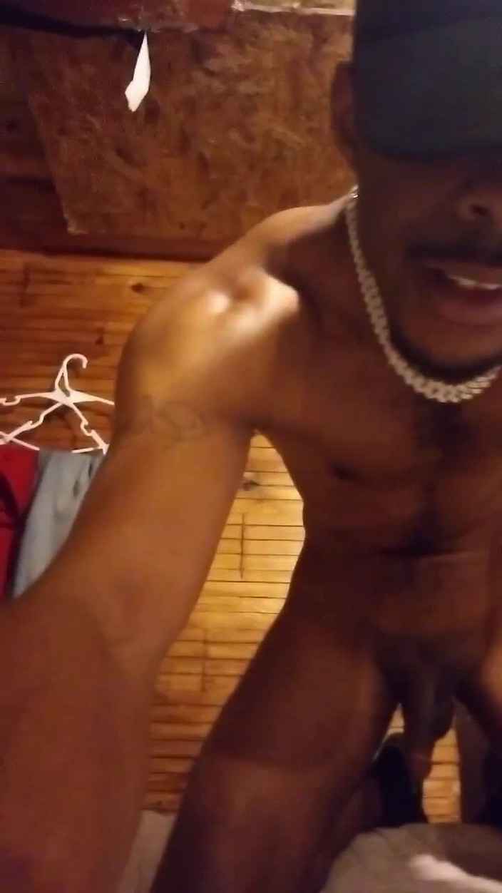 Tkyle6969: A Introdução, o Show, o Hotel