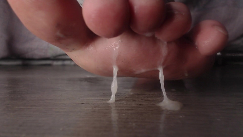 Hunky time: Alpha Cums