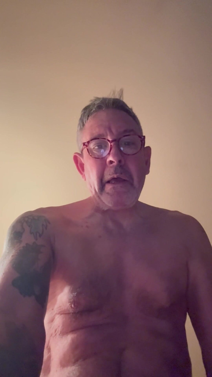 Bonewizzard69: Bonemaiden Submisivní manželka, z úst do kundičky, z kundičky do pusy,...