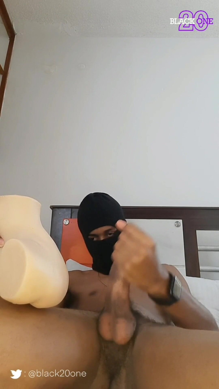 Black-2001: 퇴근 후 Ny Fleshlight와 노는 중