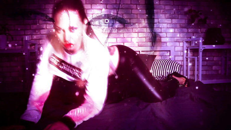 Goddess Misha Goldy: Inhale the sniffers and jerk it loser for me