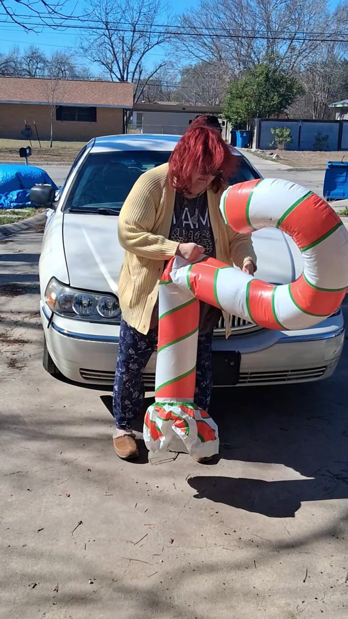 BBW nurse Vicki adventures with friends: Big Beautiful Woman Nurse Vicki Crushes This Blow up Candy...