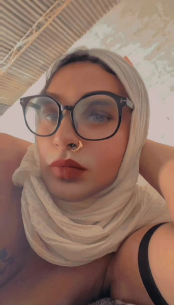 Apple00001: Tvar Sissy