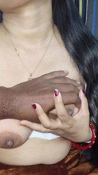 Hot indian bhabhi sex with her old college friend and give him great blowjob.