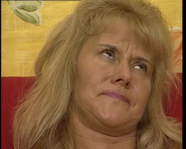 YOUR FIRST PORN: Regina sono più grande ma sono ancora eccitata