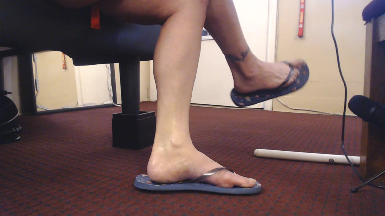 Abby Anna: ASMR flip flop slapping blue balloons