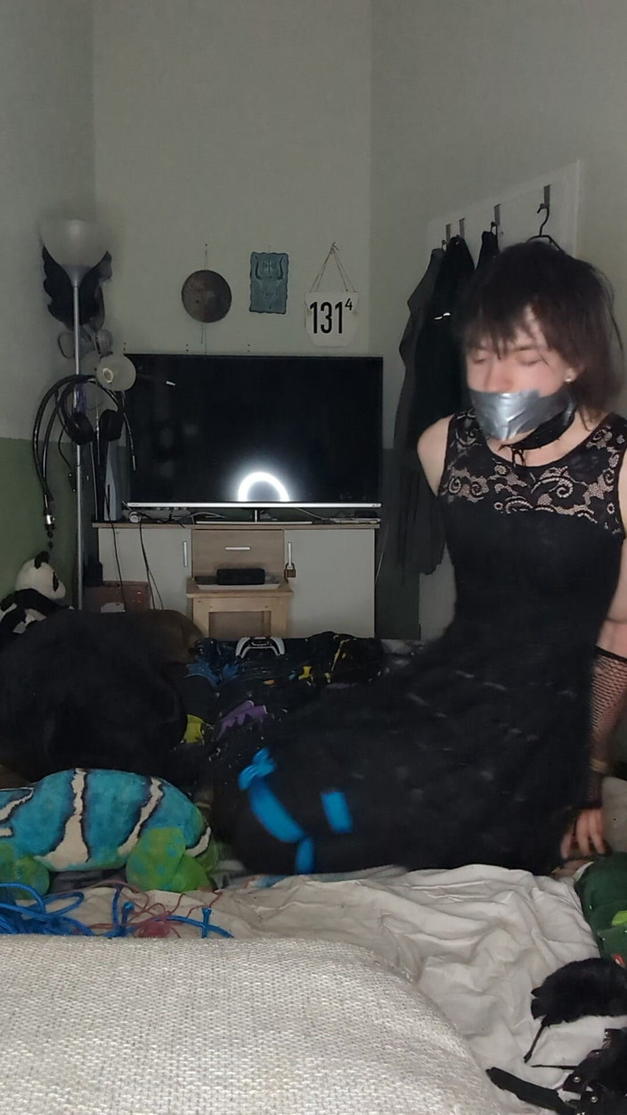 AJ_the_catgirl: Littel Rope Expirement in Dress