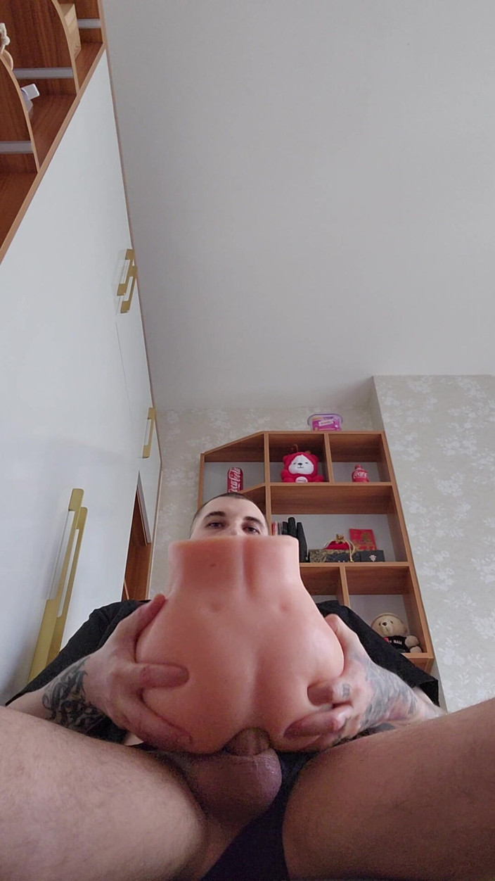 Solo Guy BWC: Solo Masturbation and Cumshot