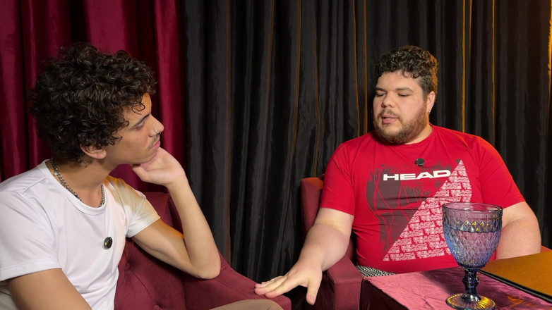 Dirty tricks gays: Profanus menemu bual rancangan bual bicara Ari