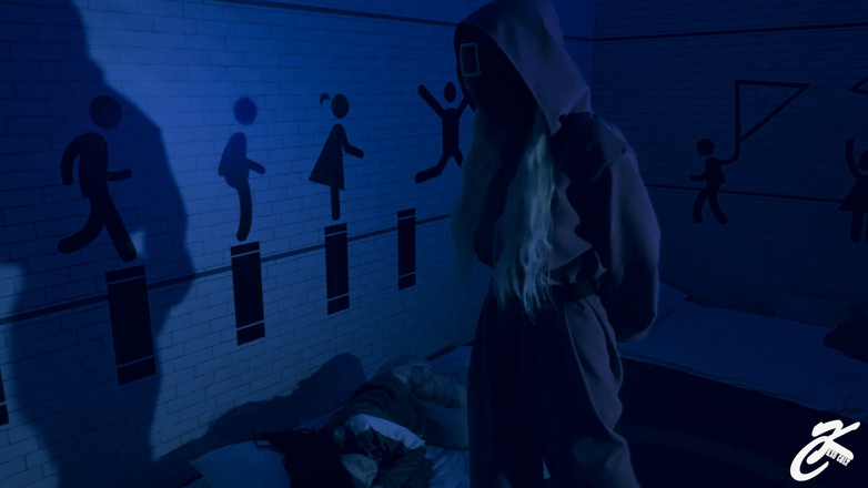 Ksu Colt: Игра кальмаров XXX, пародия, том. 1 - Ksu Colt, Sia Sibera, Леся Мун, Соня Вибратор