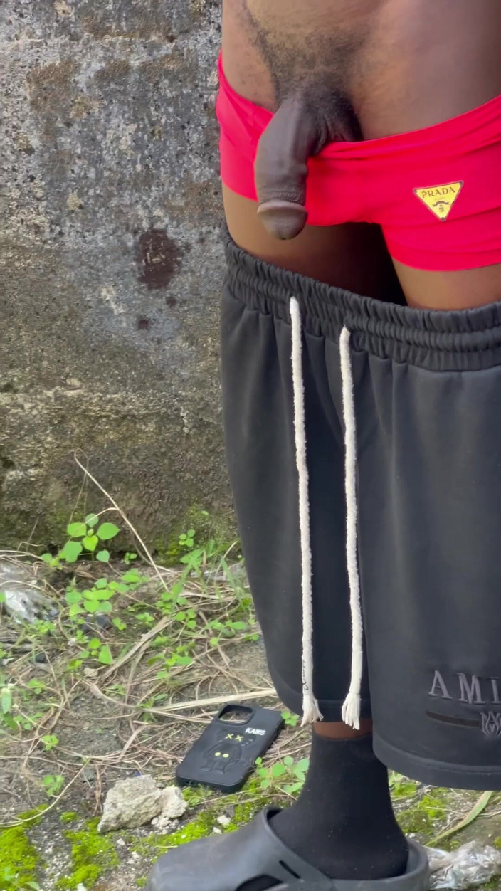 Sluttybeast&dickpolicy: Vor der tür date