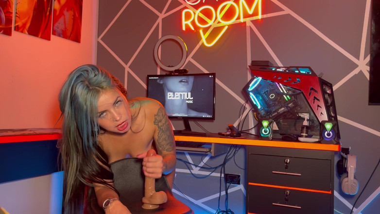 SoyMarce: Làm tình ảo với anitta trừng phạt cái mông biground của...