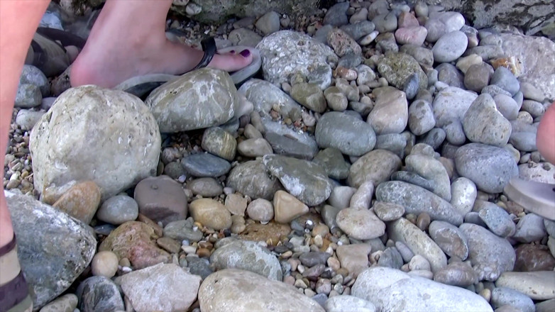Hot Pornstars: Gorgeous Latina wife gets nicely fucked outdoors