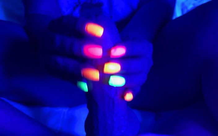 Latina malas nail house: Black Light Glowing Nail Handjob