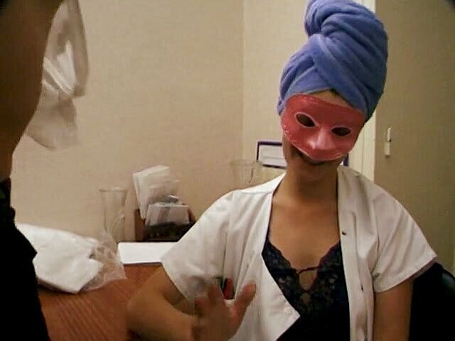 Java Consulting: Cette nana masquée adore sucer des grosses bites en POV